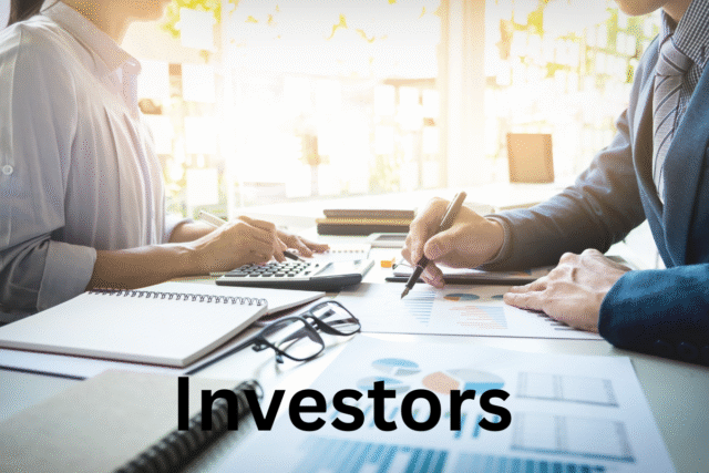 Private vs Institutional Investors in Real Estate